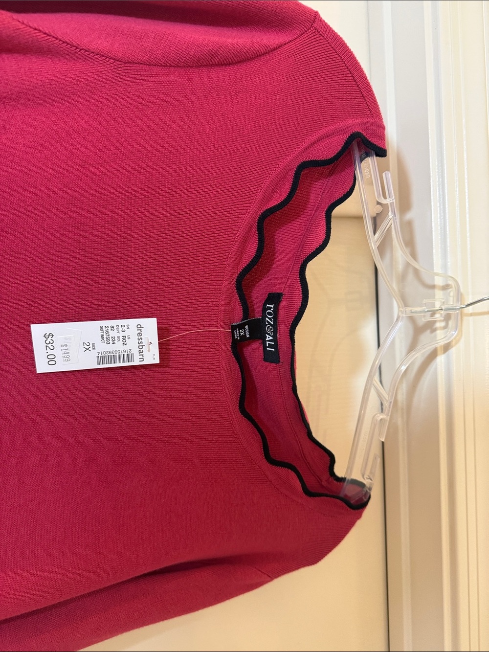 Women’s Rust colored black Scallop-Trim 3/4 Sleeve Top - Picture 4 of 5